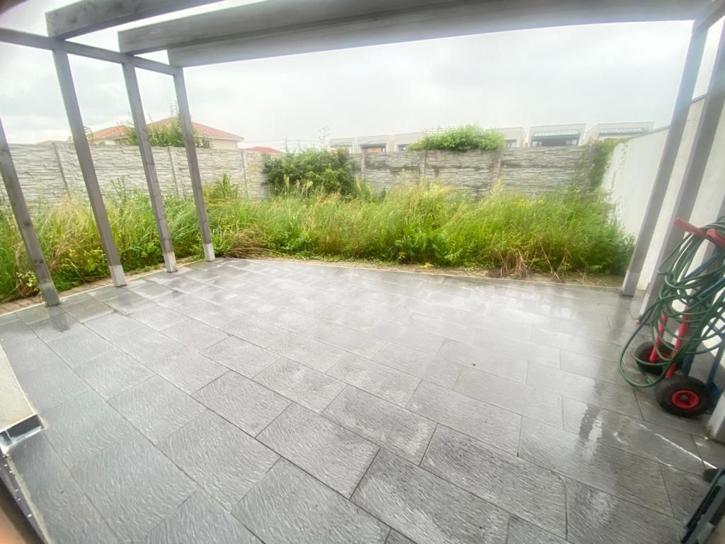 Casa 5 cam Dumbravita IKEA140mp utili teren 342mp - Poză 24