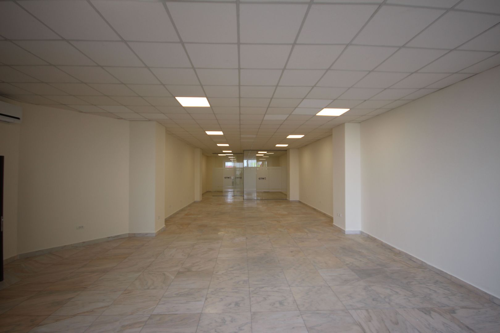 Birouri 150 mp-zona Sagului - Poză 1