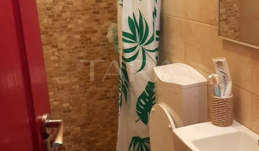 Garsoniera 16 mp-Zona The office - Poză 2