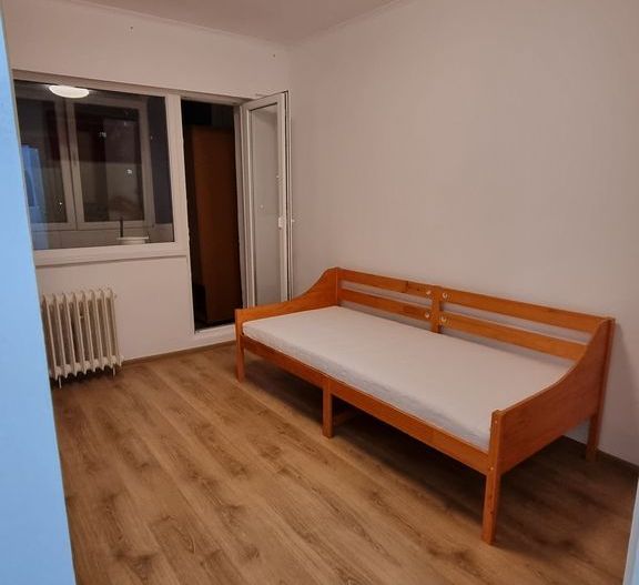 Apartament 3 camere spațios, luminos, stradal, mobilat complet - Poză 9