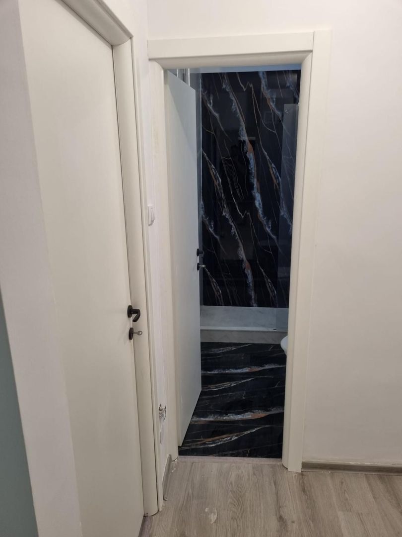 Apartament 2 camere Giurgiului Resita renovat. - Poză 6