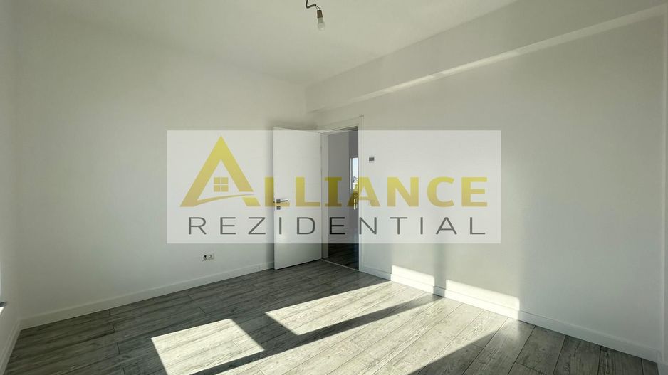 Casa Individuala de vanzare - Teren 350 mp | 4 camere - 3 bai - Poză 10