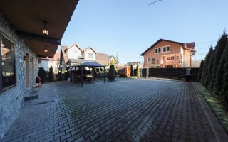 Pensiune/Vilă de vânzare în Bran | 8 camere | 180 mp - Poză 52