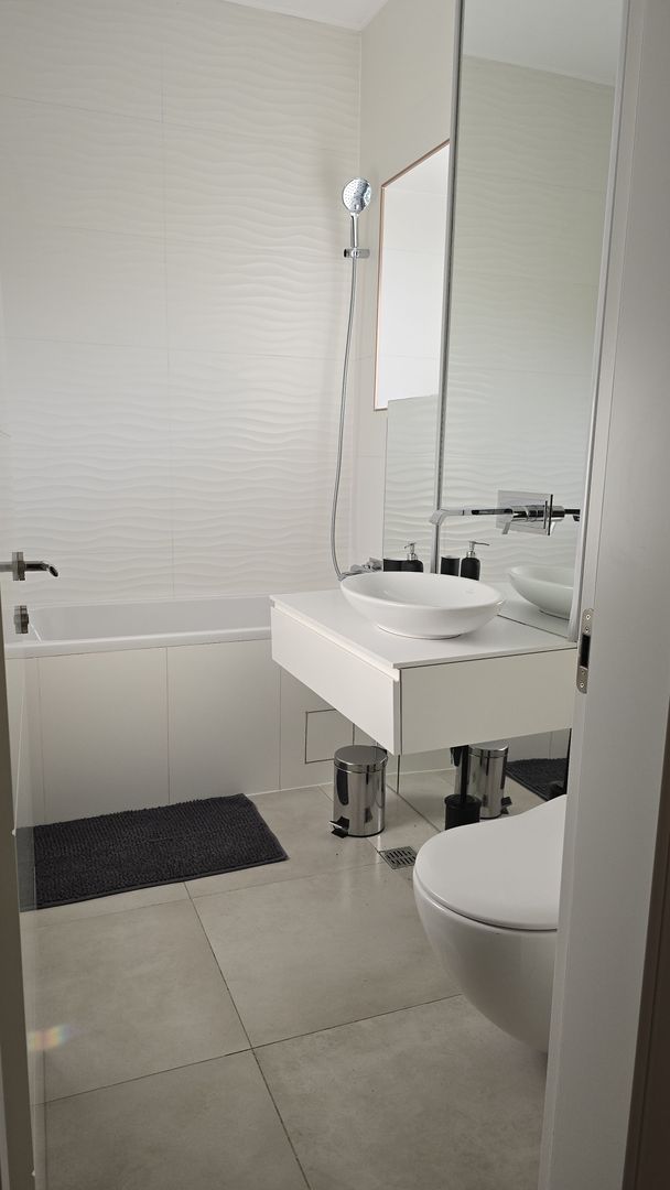 Inchiriere apartament 3 camere lux - 1 Mai - Poză 6