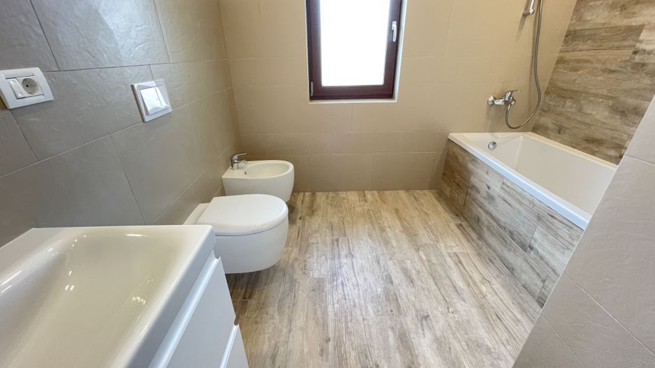 DUPLEX CU FINISAJE DE EXCEPTIE IN DUMBRAVITA - Poză 8