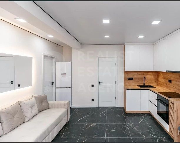 Vânzare, apartament, 2 camere + living, str. Ialoveni , Telecentru - Poză 1