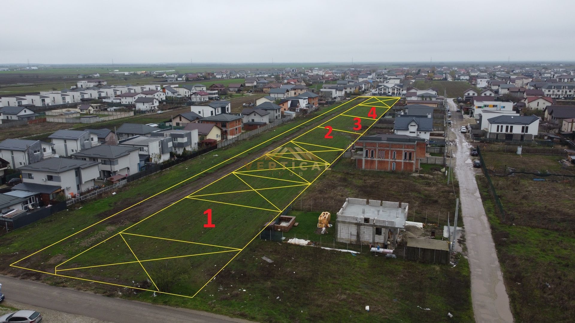 ZONA SUPERBA INTRE CASE - Poză 2