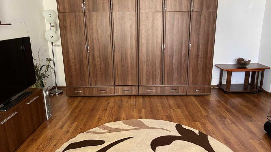 Închiriez garsonieră modernă, Piața Muncii, boiler, metrou aproape - Poză 6