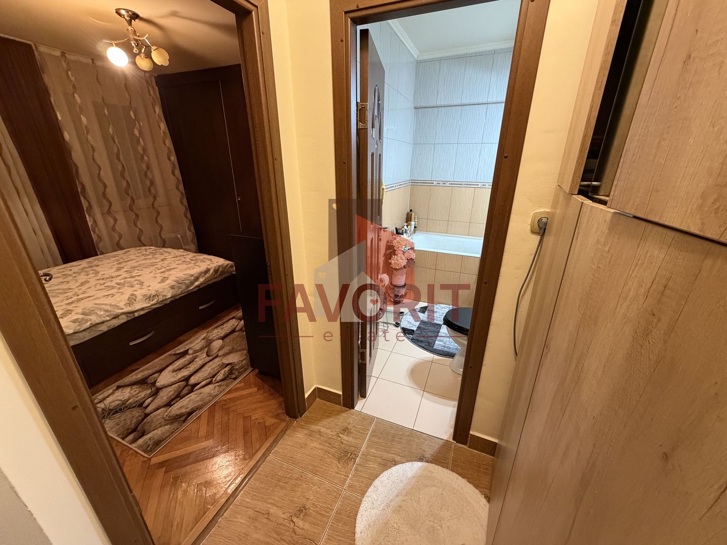 Etaj intermediar. Mobilat. Pozitie excelenta - Poză 10