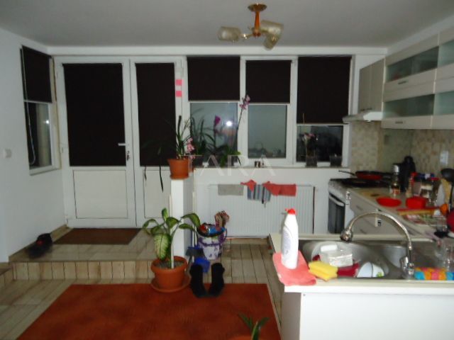 Casă / Vilă de vanzare in Floresti zona Lidl. - Poză 3