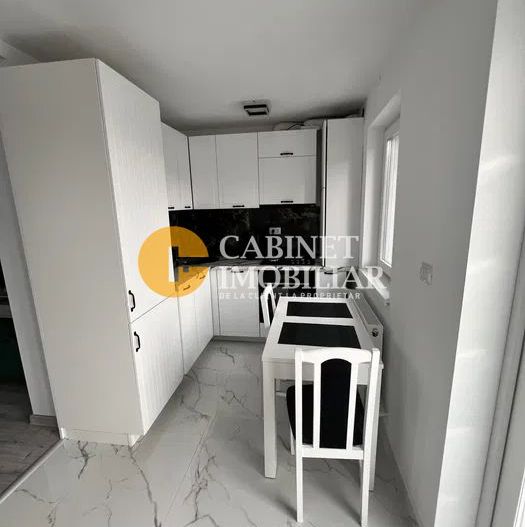 CUG  - Apartament 2 Camere - Curte Privata +Loc De Parcare  . Bloc Nou - Poză 3