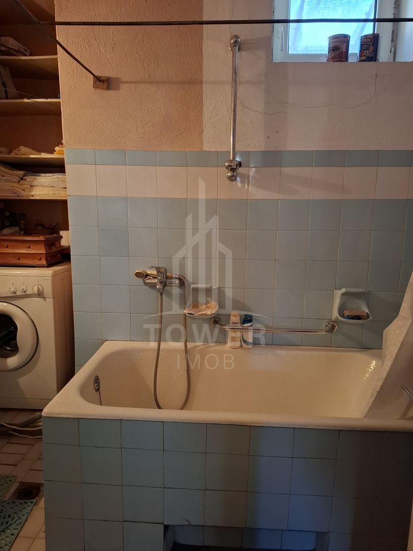 Casa single, in Cisnadie - zona centrala (aproape de Spital) - Poză 11