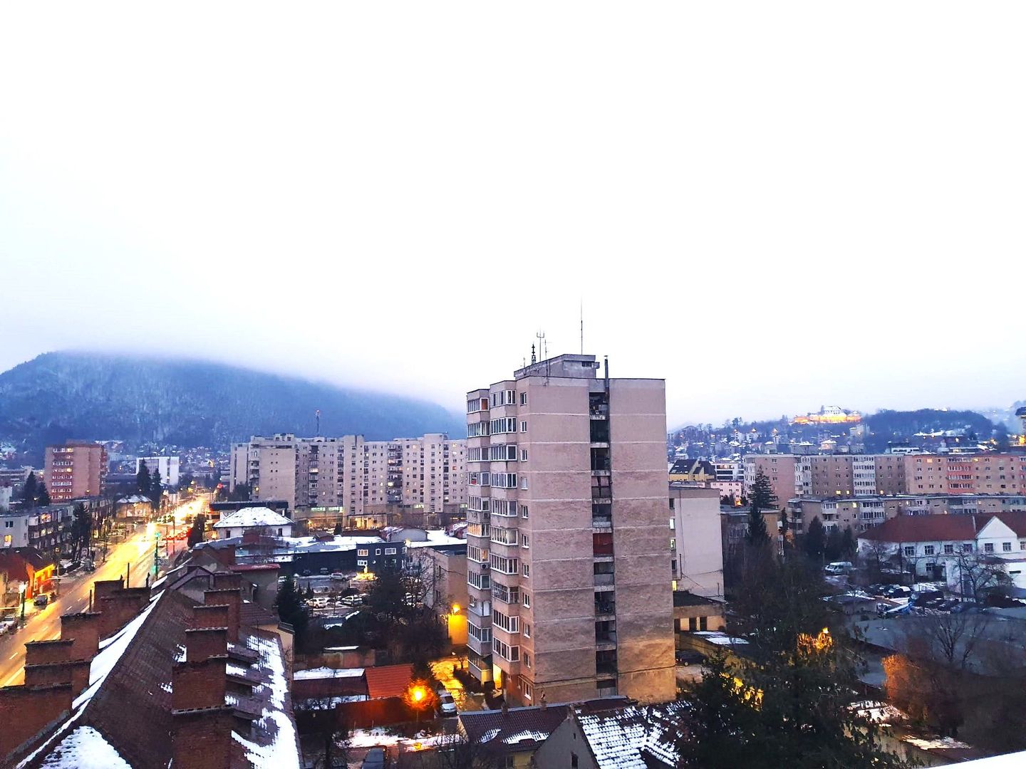 Penthouse cu 2 parcări subterane, vedere panoramică spre Tâmpa – Centrul Civic - Poză 5