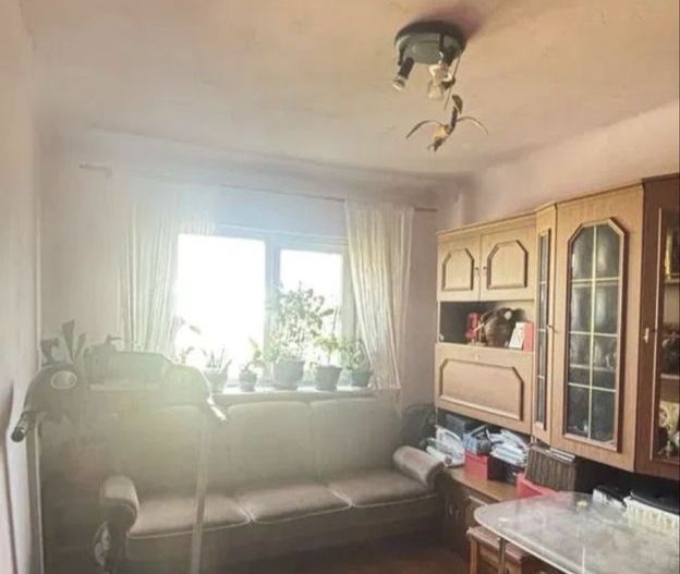 Apartament 4 camere decomandat 1 Mai Sara - Poză 4