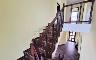 Casă / Vilă cu 5 camere de vânzare în Bucium, Iasi - Poză 8