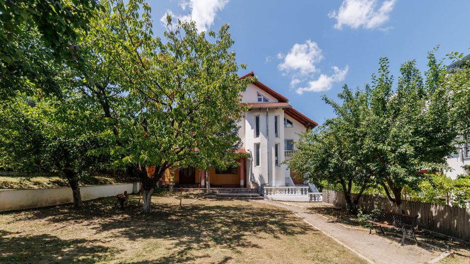 Proprietate multifunctionala | Doua cladiri | 581 mp | Pitesti - Poză 33