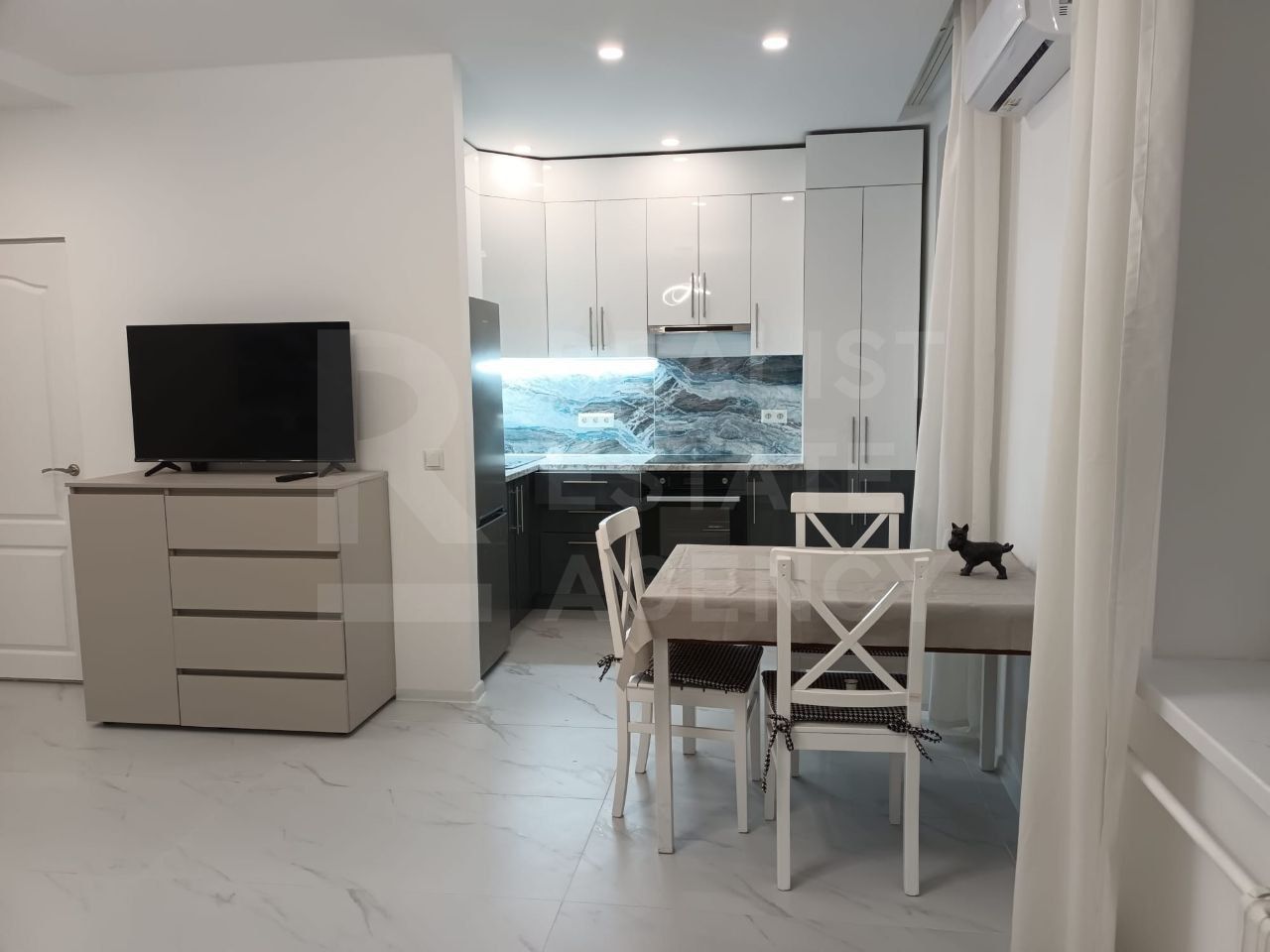 Chirie, apartament, 2 camere, str. Romană, Centru - Poză 4