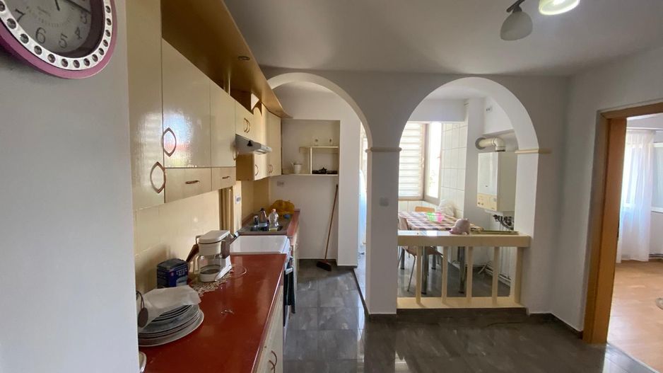 Apartament cu 2 camere de închiriat - Poză 5