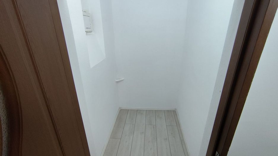 De vanzare apartament 2 camere Piata Victoriei cu parcare sect 1 - Poză 6