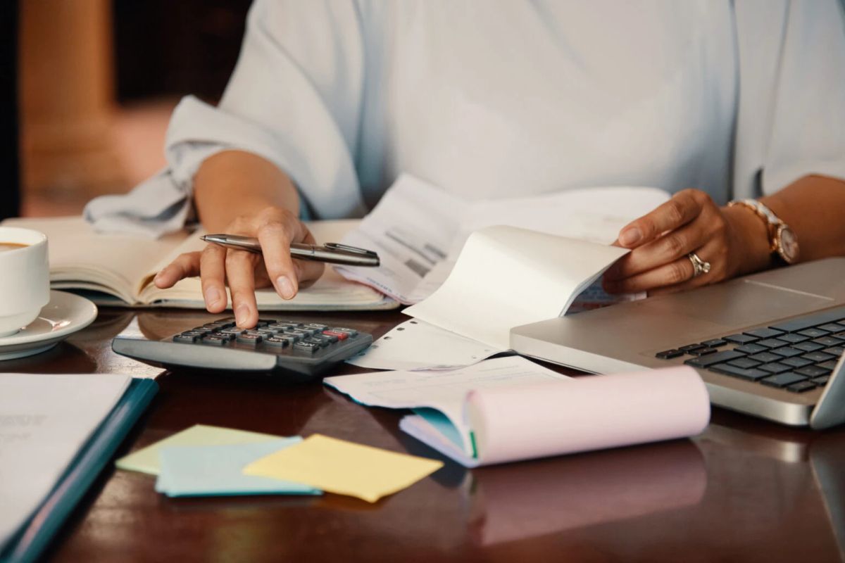 Creștere de peste 70% a impozitelor pe clădiri. Calculele oficiale care arată cum s-a ajuns aici