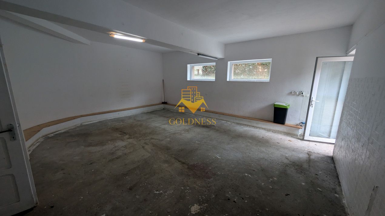 Casa/Spatiu de birou,Andrei Muresanu, 9 Camere,10 Parcari,Curte 2000mp - Poză 26