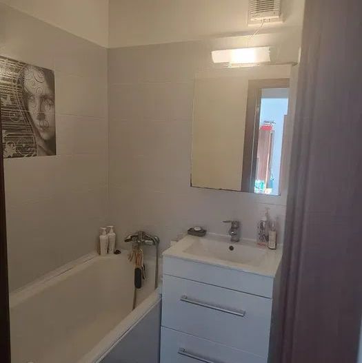 APARTAMENT DE LUX RENOVAT METROU VALEA IALOMITEI BLOC REABILITAT - Poză 4