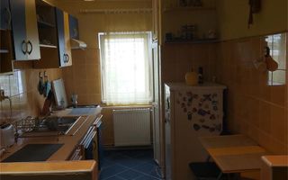 Apartament de vanzare sau la schimb cu casa - Poză 3