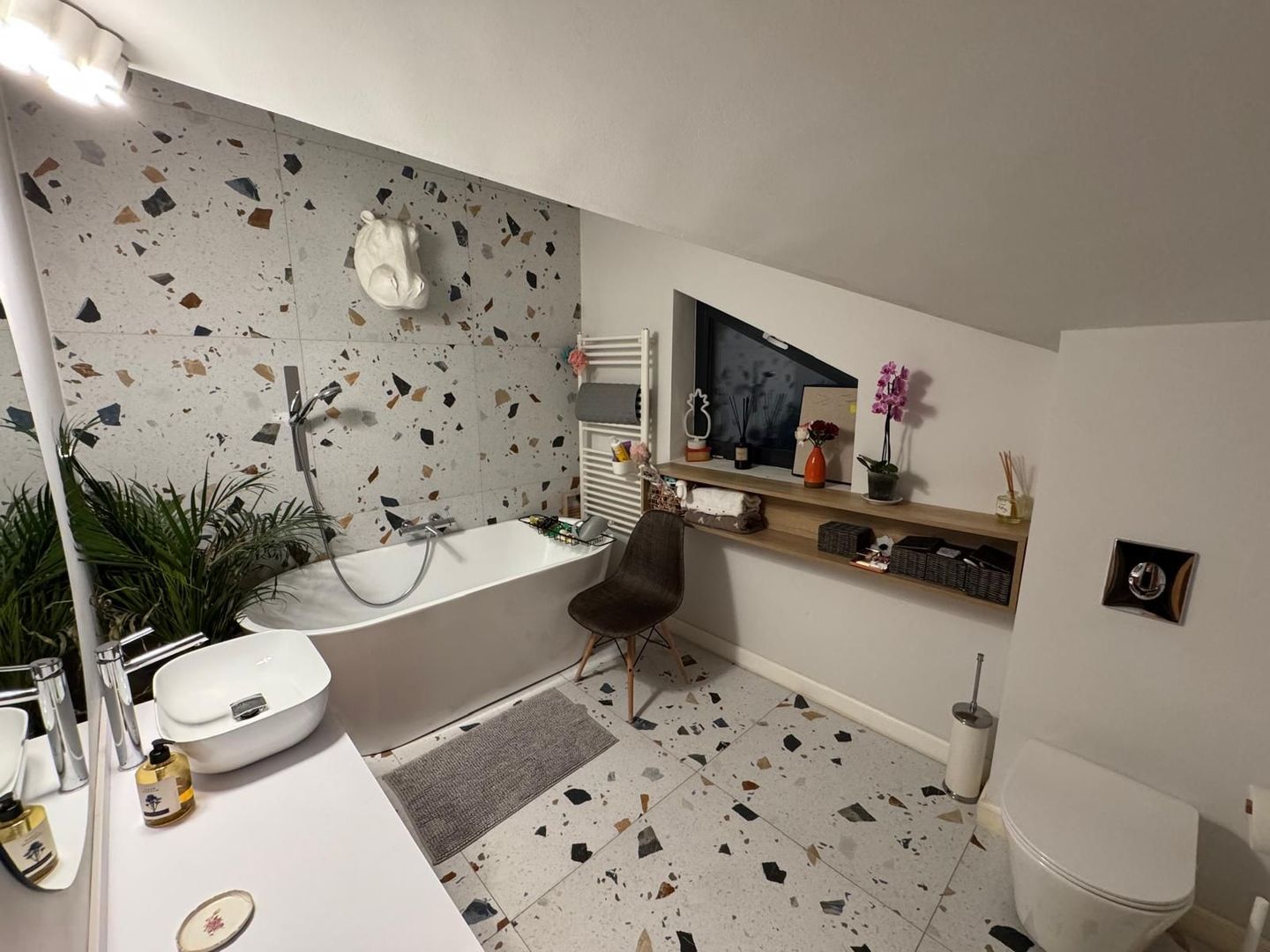 OFERTA Zona Herastrau, Vila Lux 4 cam, 3 bai, curte individuala 100 mp - Poză 14