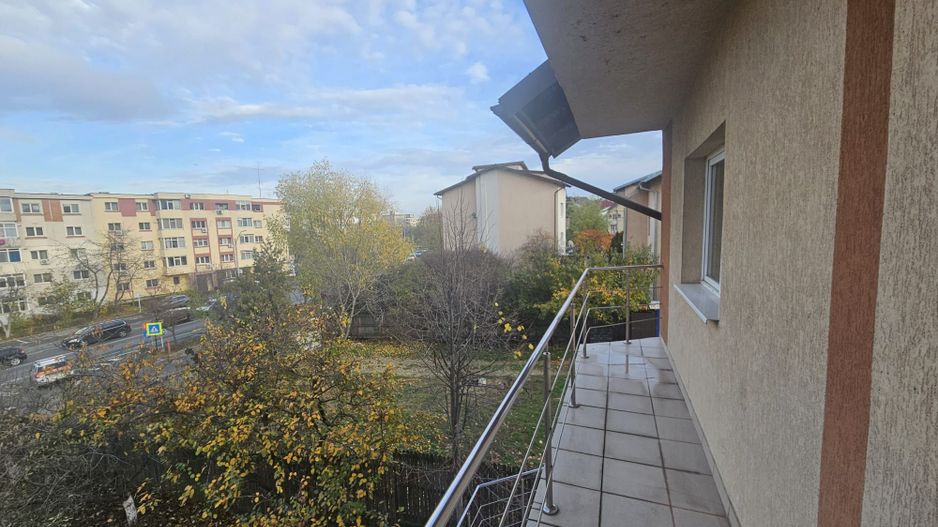 Casă spațioasă - Varianta Prundu Craiovei - Poză 17