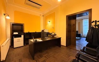4 camere Ultracentral  - Piața Unirii, ideal birouri, parcare in curte - Poză 12