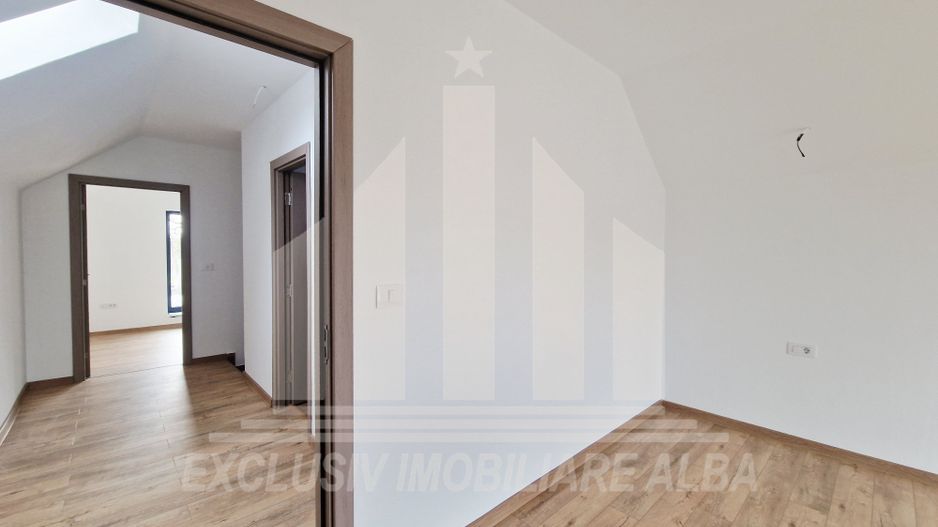 Casa individuala | 120mp | 500mp teren | Centru - Poză 4