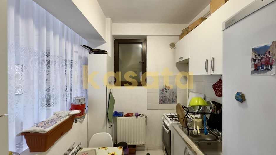 3 Camere Damaroaia: Bloc Nou, Liniște, Acces Rapid - Poză 9