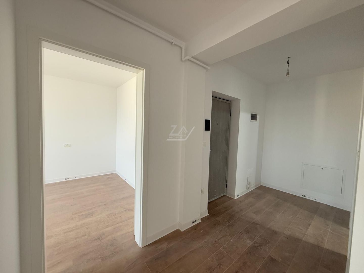 Decomandat. Spatios. Loc de parcare. - Poză 8