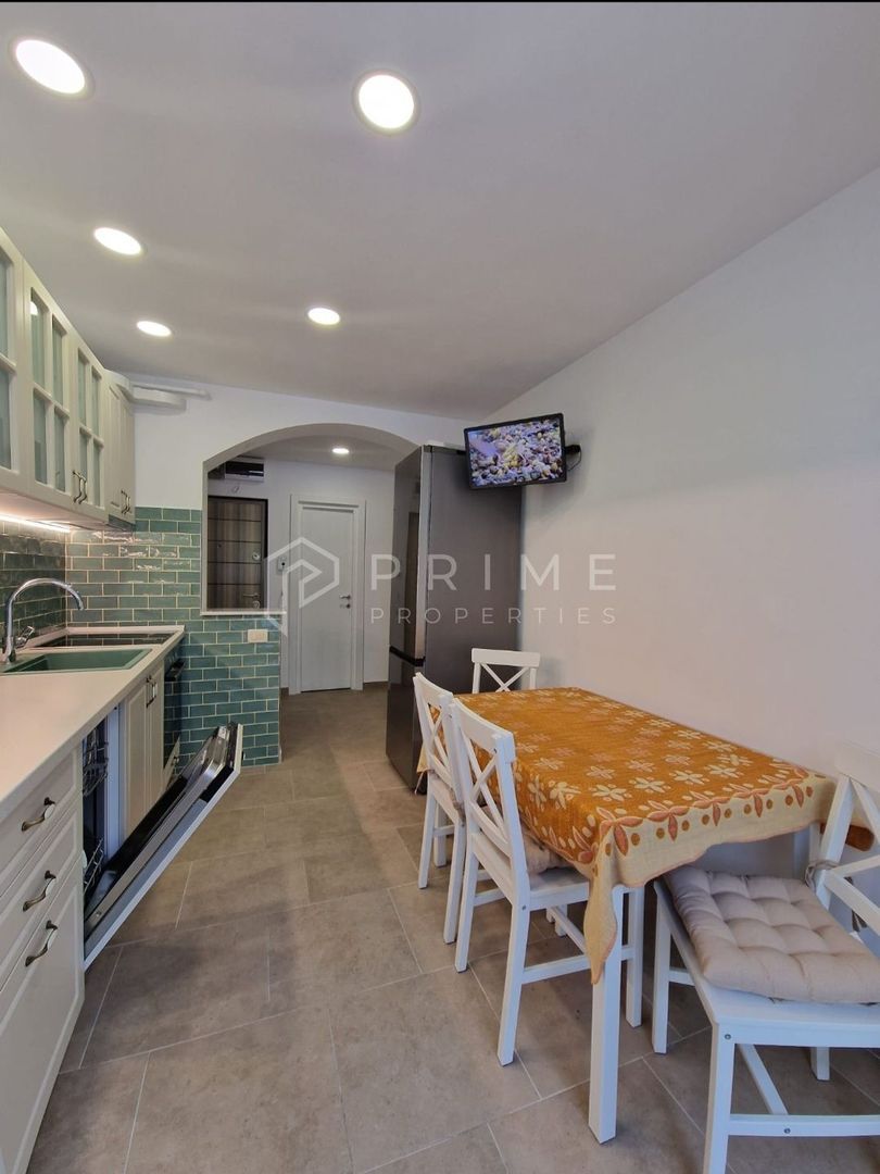 Apartament cu 2 camere de închiriat – Zona 7 Noiembrie - Poză 4