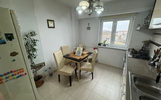 Decomandat si spatios - Poză 15