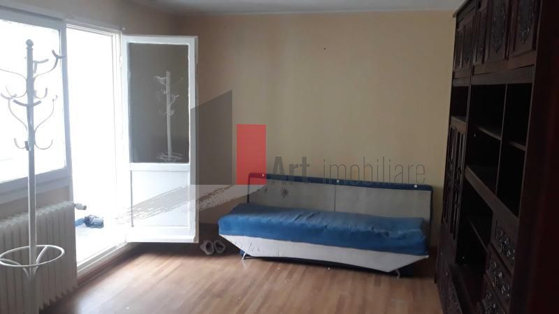 Apartament 4 camere Titan I O R - Poză 2