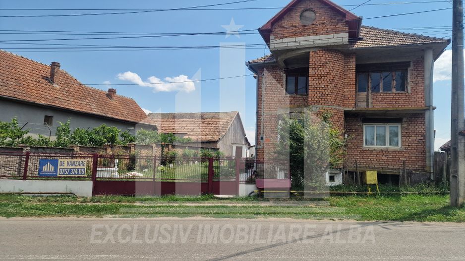 Casa individuala | 250 mp | 2457 mp teren | Sanmiclaus - Poză 16