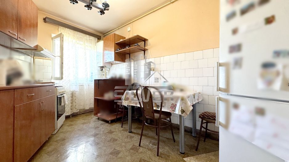 Apartament cu 4 camere/80 mp/zona strazii Peana. - Poză 7