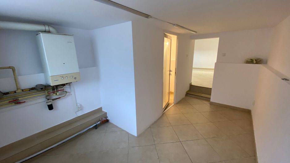 Spatiu de birou -zona strada Cluj - Poză 11