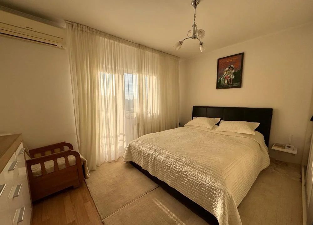 APARTAMENT DE LUX  & LOC PARCARE & BOXA  BLOC 1990 CENTRALA PROPRIE 13 SEPT - Poză 1