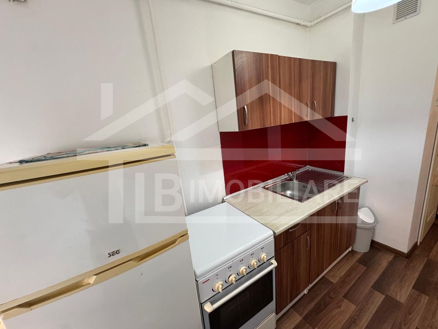 Apartament cu o camera, 30mp, Zona Livezeni - Poză 4