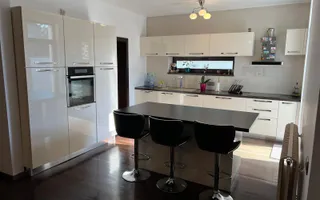 Vila superba cu piscina si anexa camera hobby - Poză 21