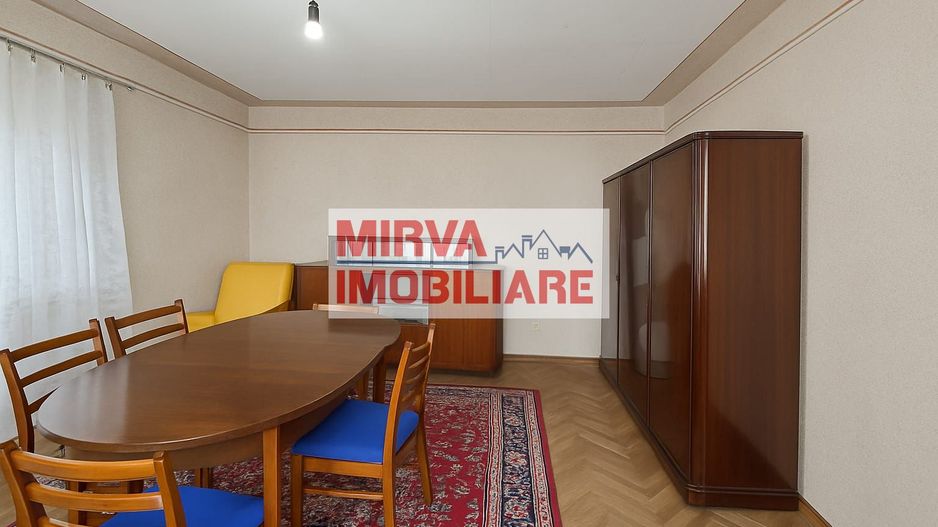 🏡 Casă tradițională într-un peisaj de vis – Vâlcănești - Poză 6