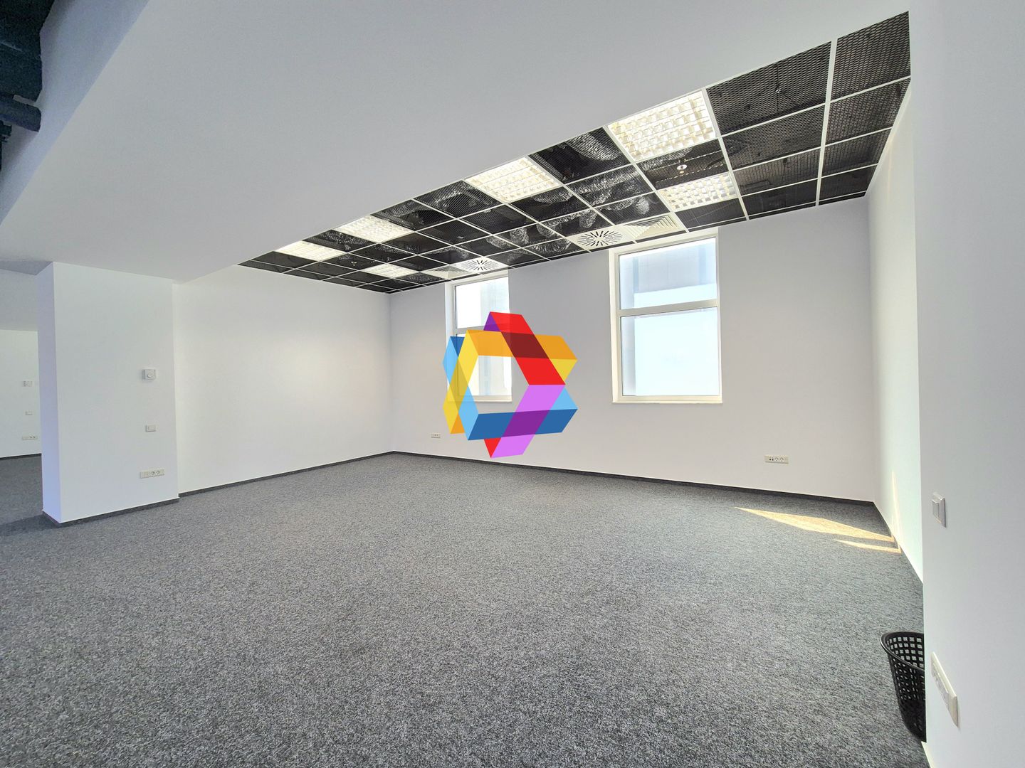 Spatiu de birouri ultramodern Brașov - 367 mp + Teresa 240 mp - Poză 5