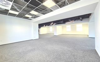 Spatiu de birouri ultramodern Brașov - 367 mp + Teresa 240 mp - Poză 6