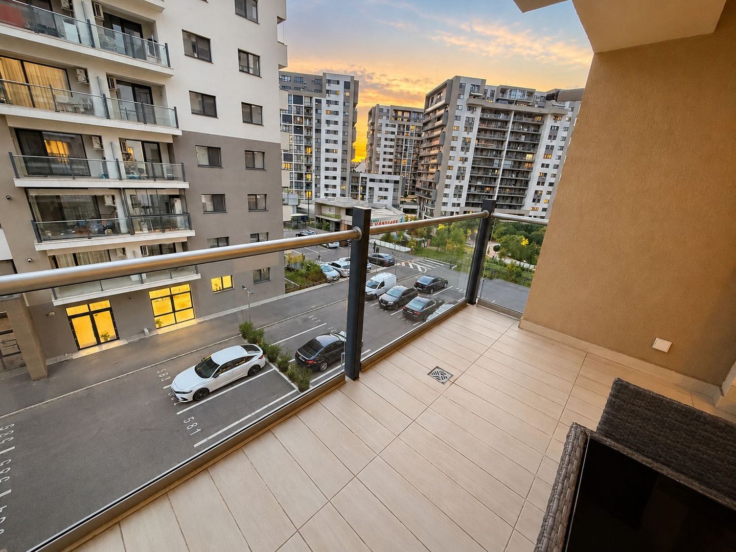 2 Camere Mid Level Parcare Inclusa Metrou Lujerului GranVia Residence - Poză 4