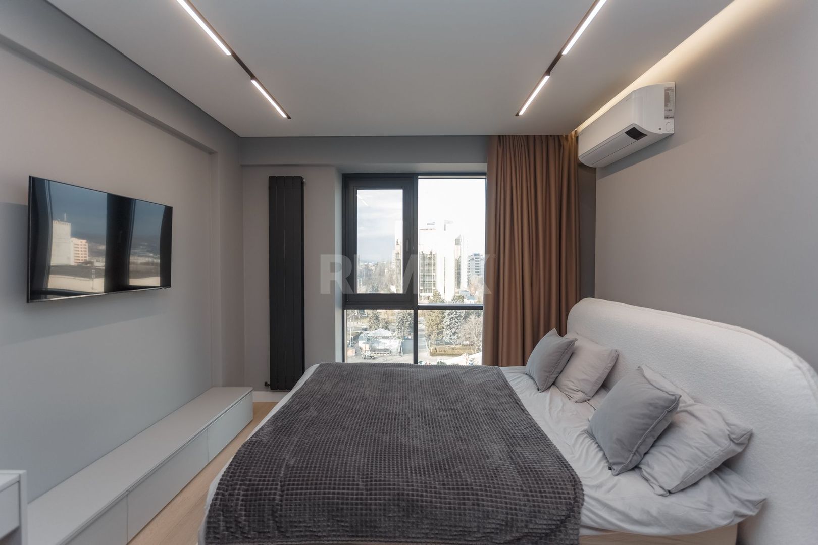 De vânzare apartament, 2 dormitoare, str. Teatrală 3, Centru. - Poză 6