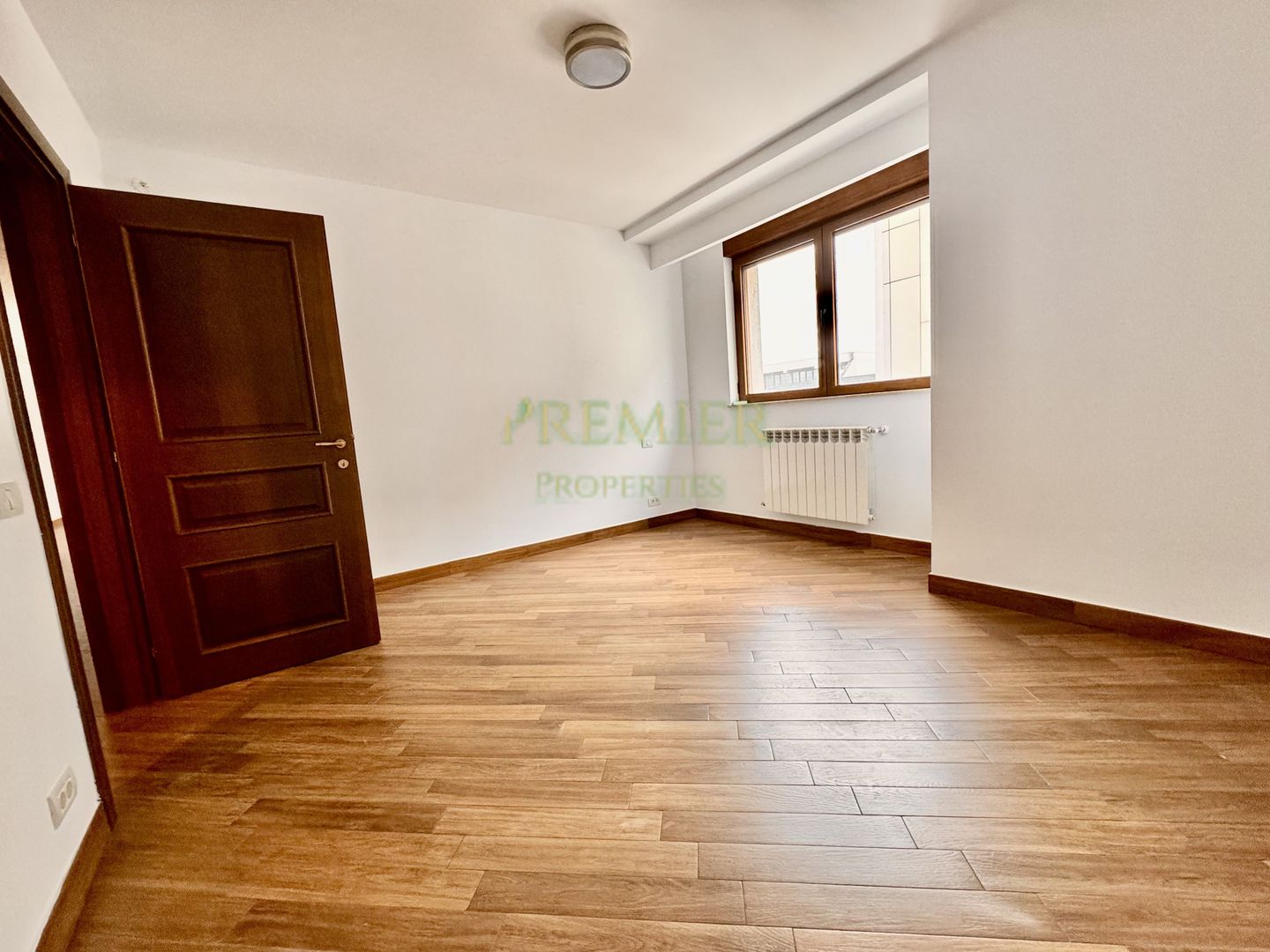 APARTAMENT CU 3 CAMERE DE VANZARE IN BLOC SOLID | DOROBANTI | R.BELLER | - Poză 6