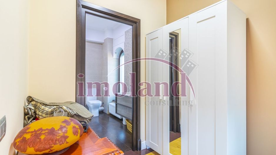 Vila cu piscina si garaj - 6 dormitoare - Pantelimon - Poză 22