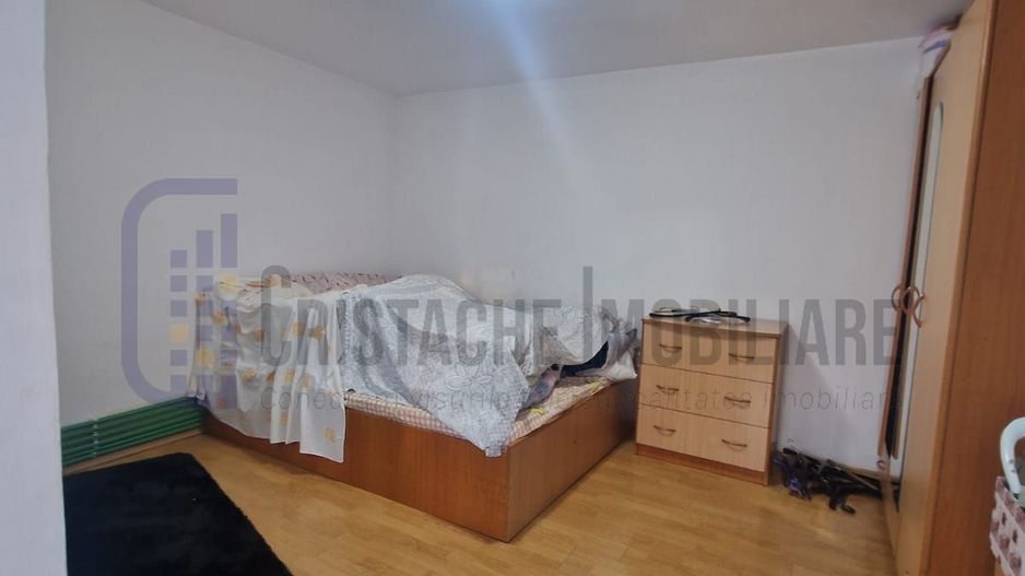 Casa individuala + curte | 5 camere | metrou 10 min. - Poză 2